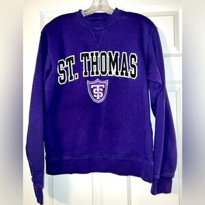 Women’s small University of St Thomas crew neck with embroidered lettering.